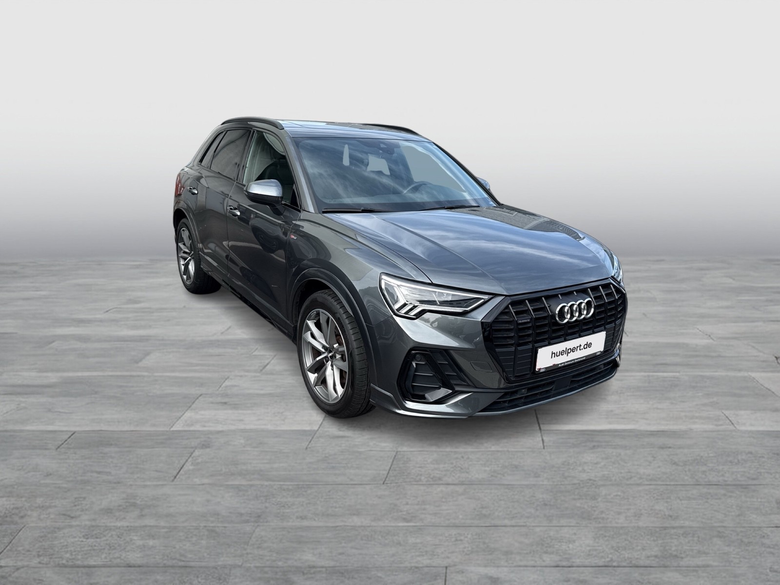 Audi Q3 40 Qu. S LINE PANO STANDHZ. ALU19" eKLAPPE