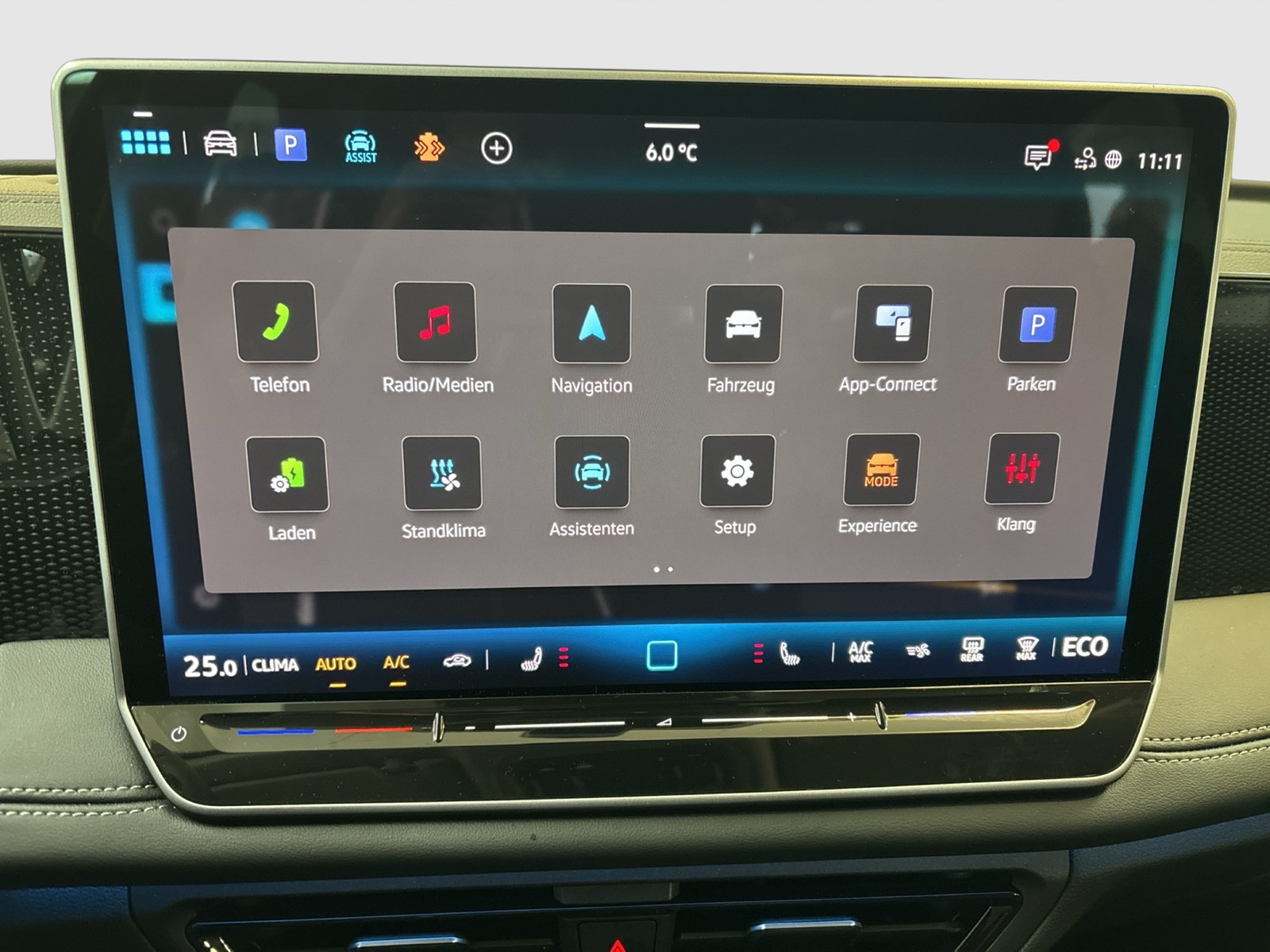 Volkswagen Tiguan 1.5 HYBRID LIFE NEUES MODELL AHK CAM LM18