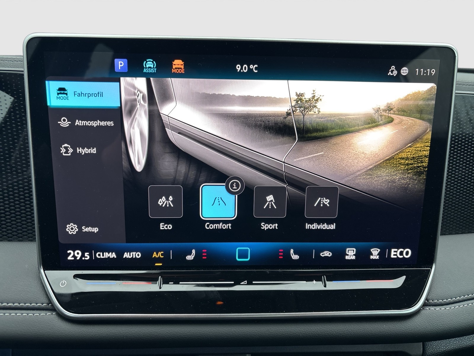 Volkswagen Tiguan 1.5 HYBRID LIFE NEUES MODELL AHK 360CAM