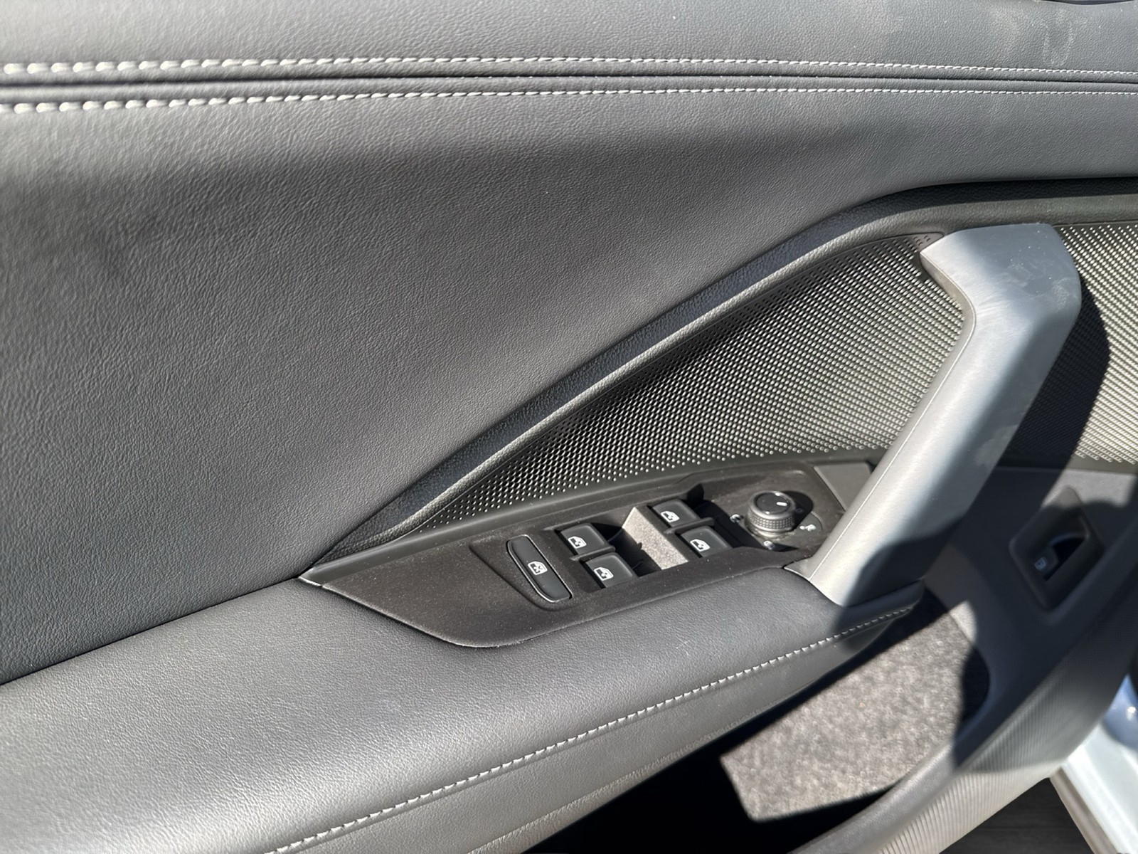 Volkswagen Tiguan 1.5 HYBRID LIFE AHK 360CAM ACC