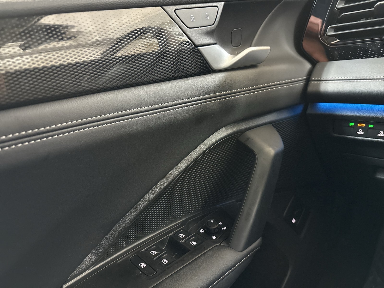 Volkswagen Tiguan 1.5 HYBRID LIFE AHK 360CAM ACC