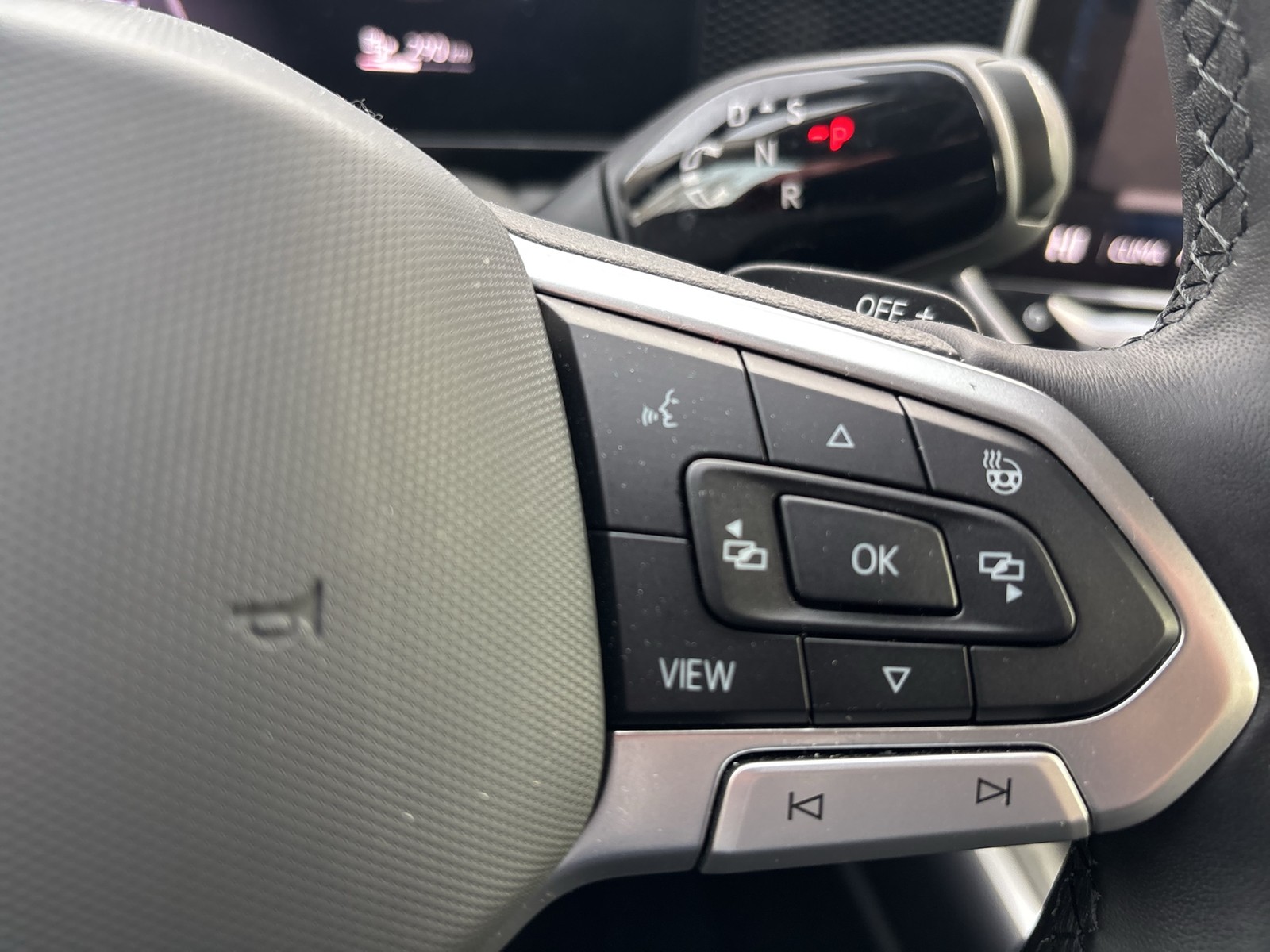 Volkswagen Passat Variant 1.5 HYBRID BUSINESS NEUES MODELL AHK