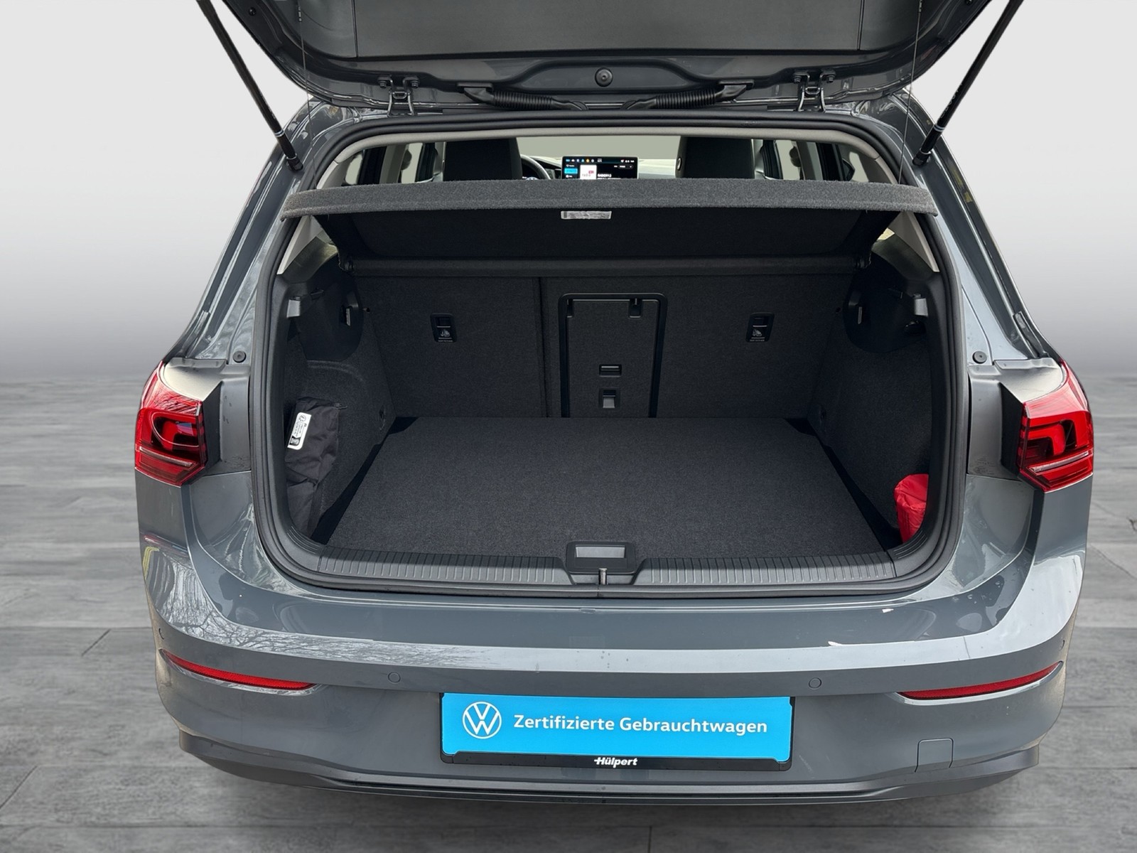 Volkswagen Golf VIII 1.5 eTSI GOAL FACELIFT 360°CAM CARPLAY