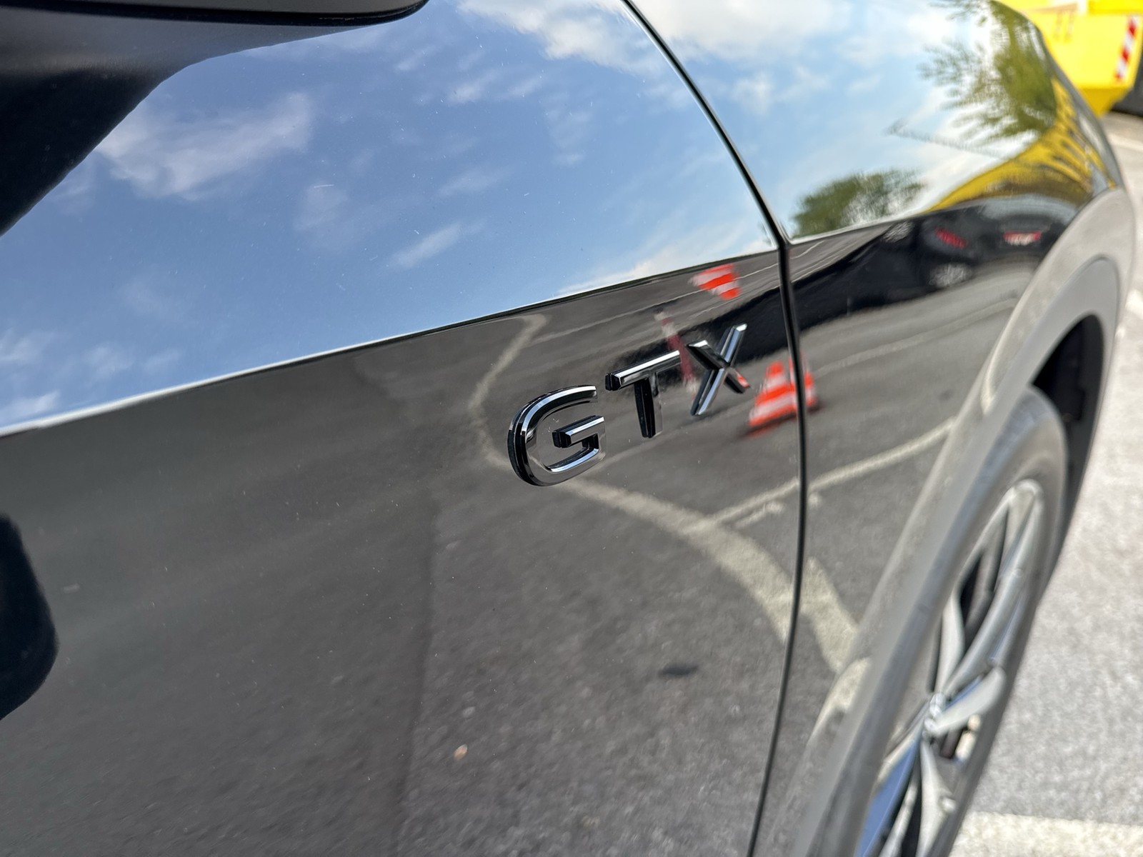 Volkswagen ID.4 GTX 4X4 WÄRMEPUMPE ACC LM20 NAVI CARPLAY