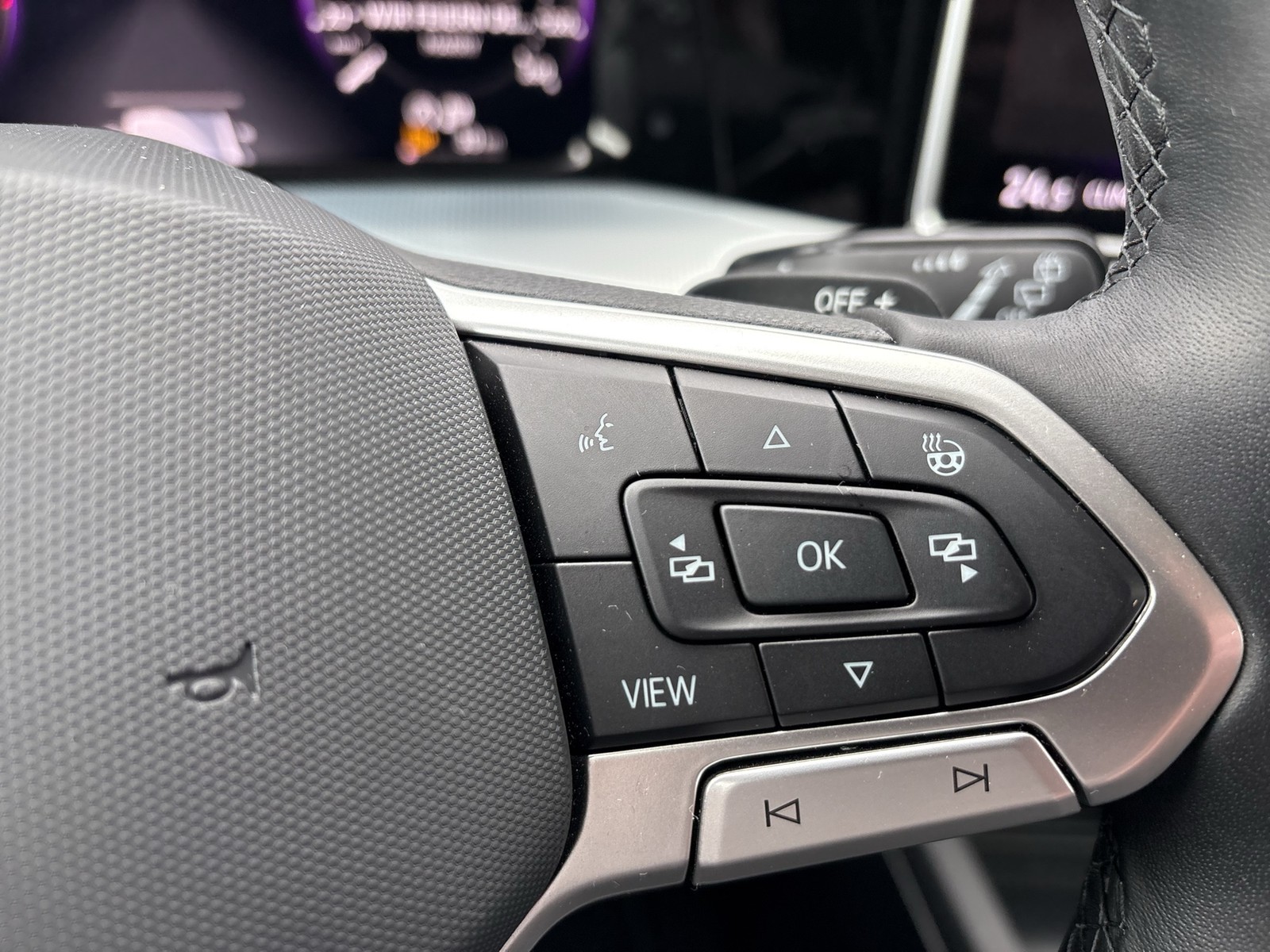 Volkswagen Golf VIII 1.5 eTSI GOAL FACELIFT HARMAN KARDON