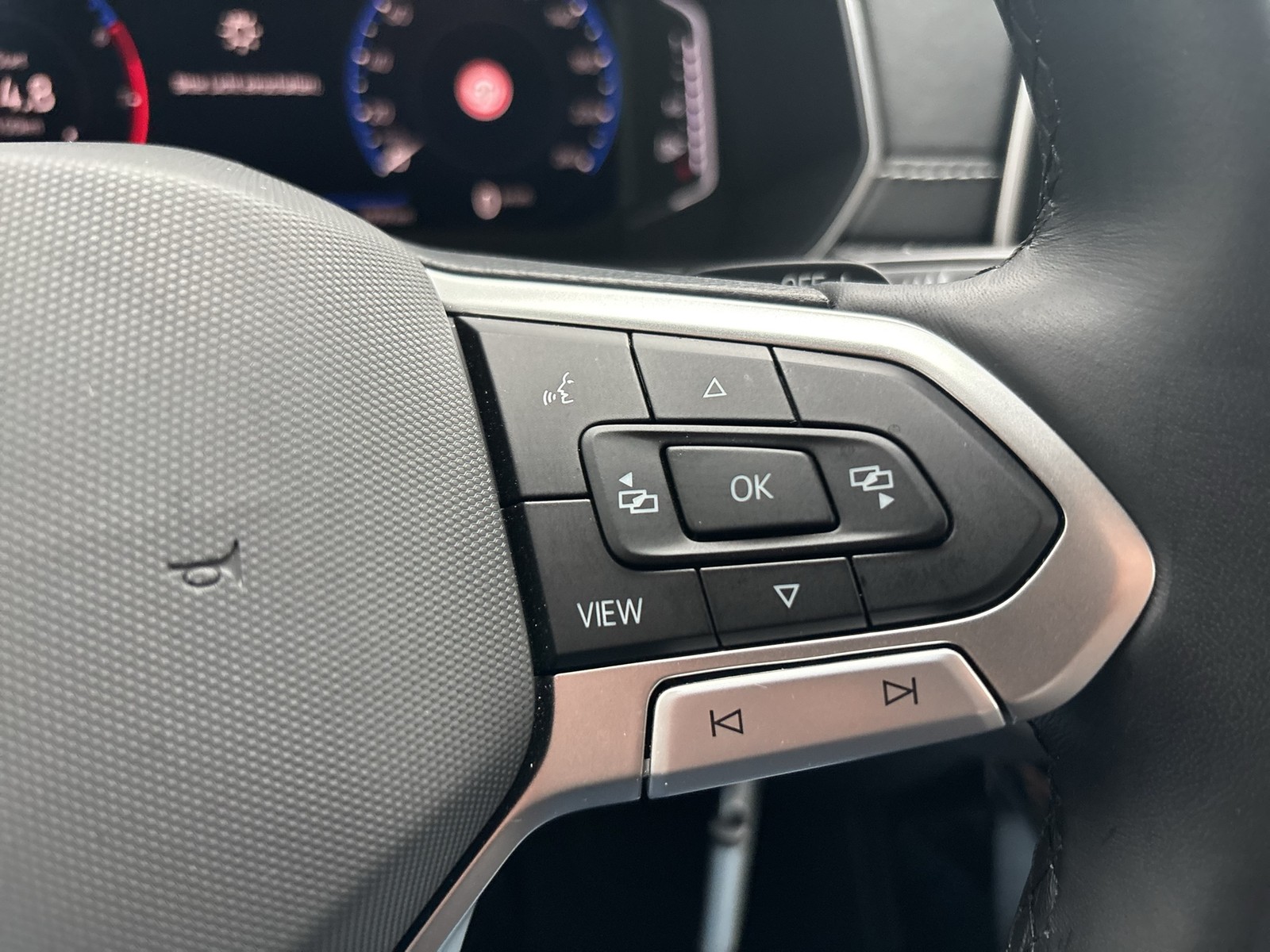 Volkswagen T-Cross 1.0 R-LINE AHK CAM ACC LM18 MATRIXLED