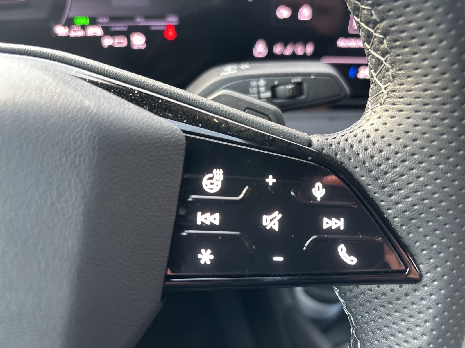 Audi A6 e-tron Sportback performance S LINE AHK LM20