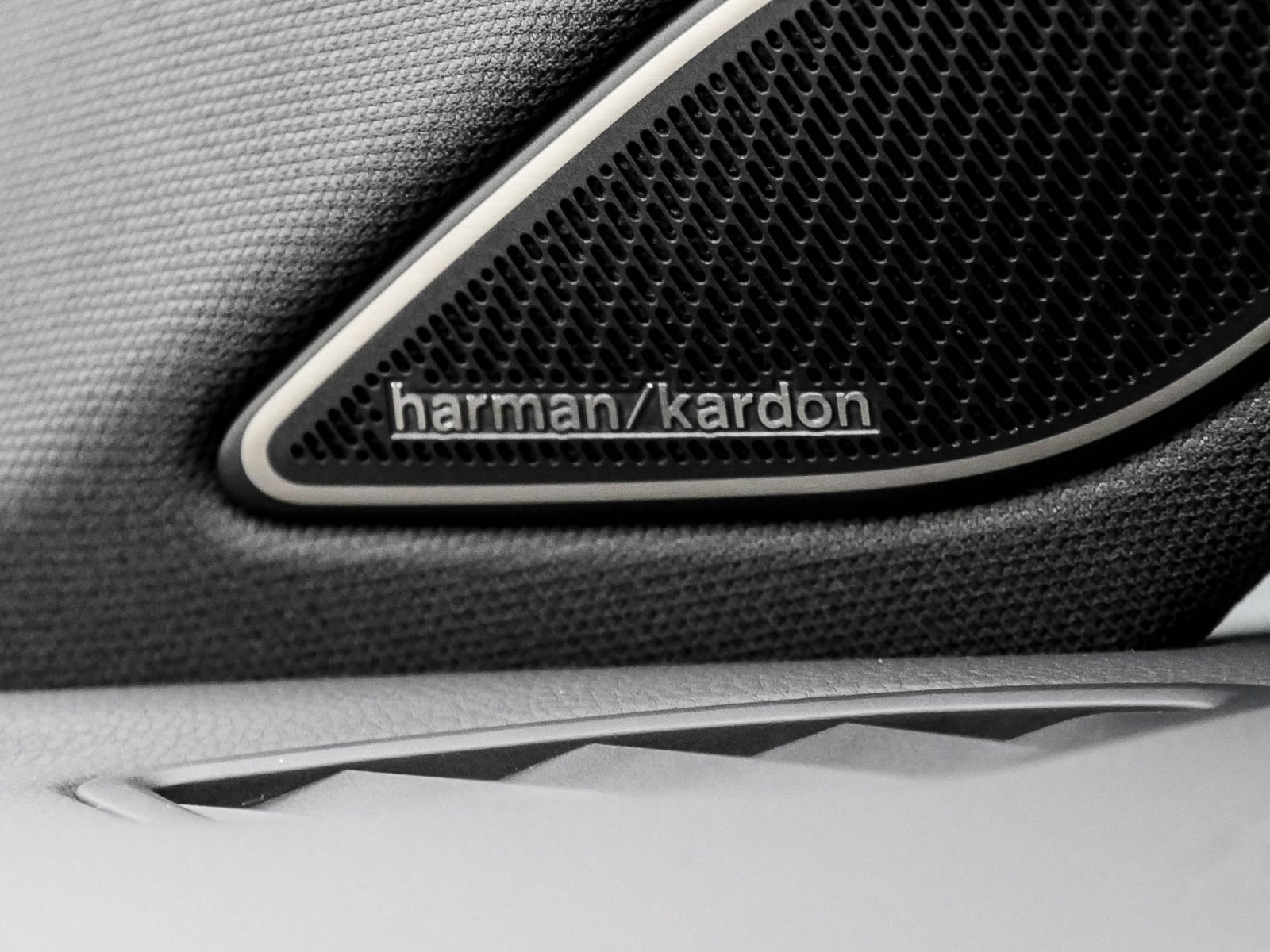 Volkswagen Tayron 2.0 TDI R-LINE DSG