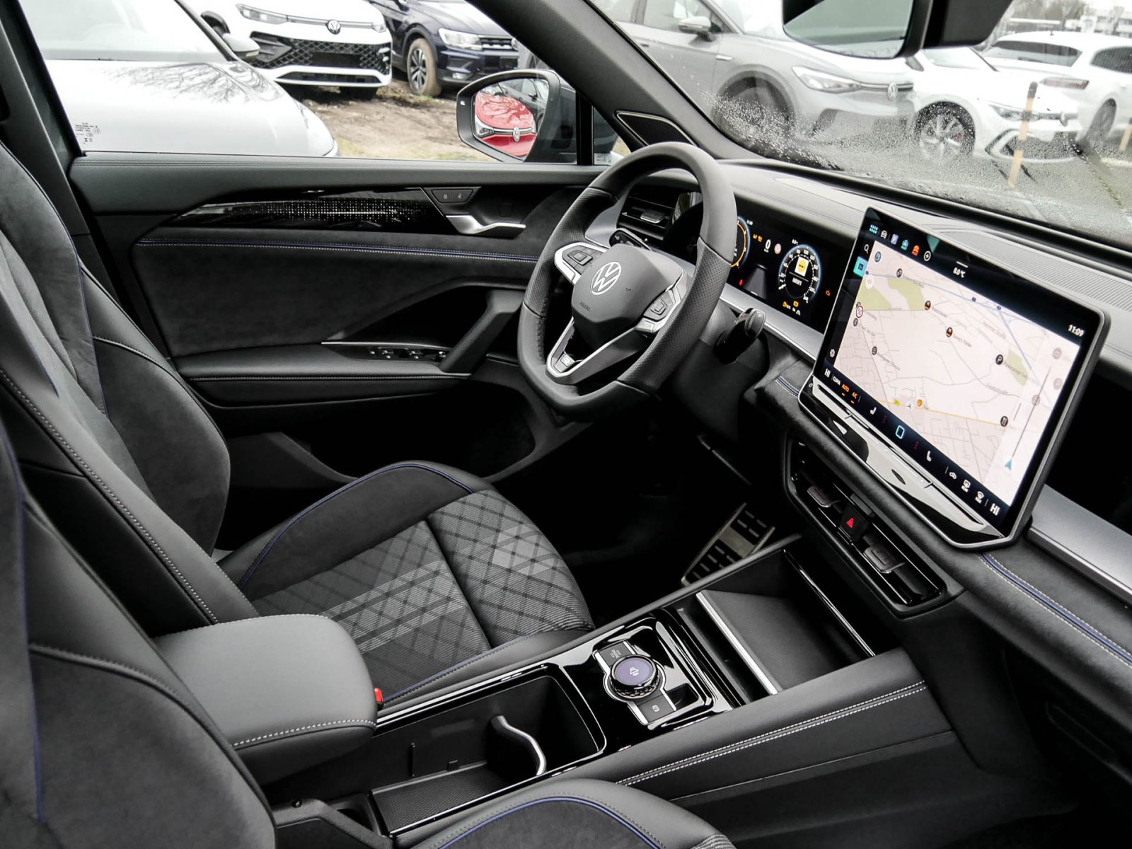 Volkswagen Tayron 2.0 TDI R-LINE DSG