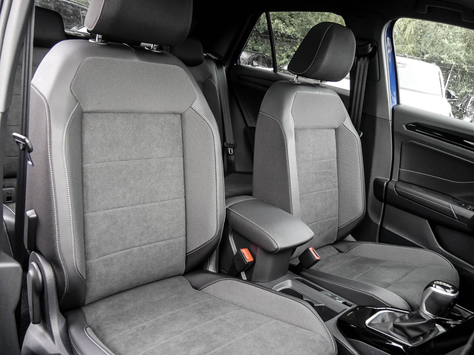 Volkswagen T-Roc 1.5 R-LINE DSG