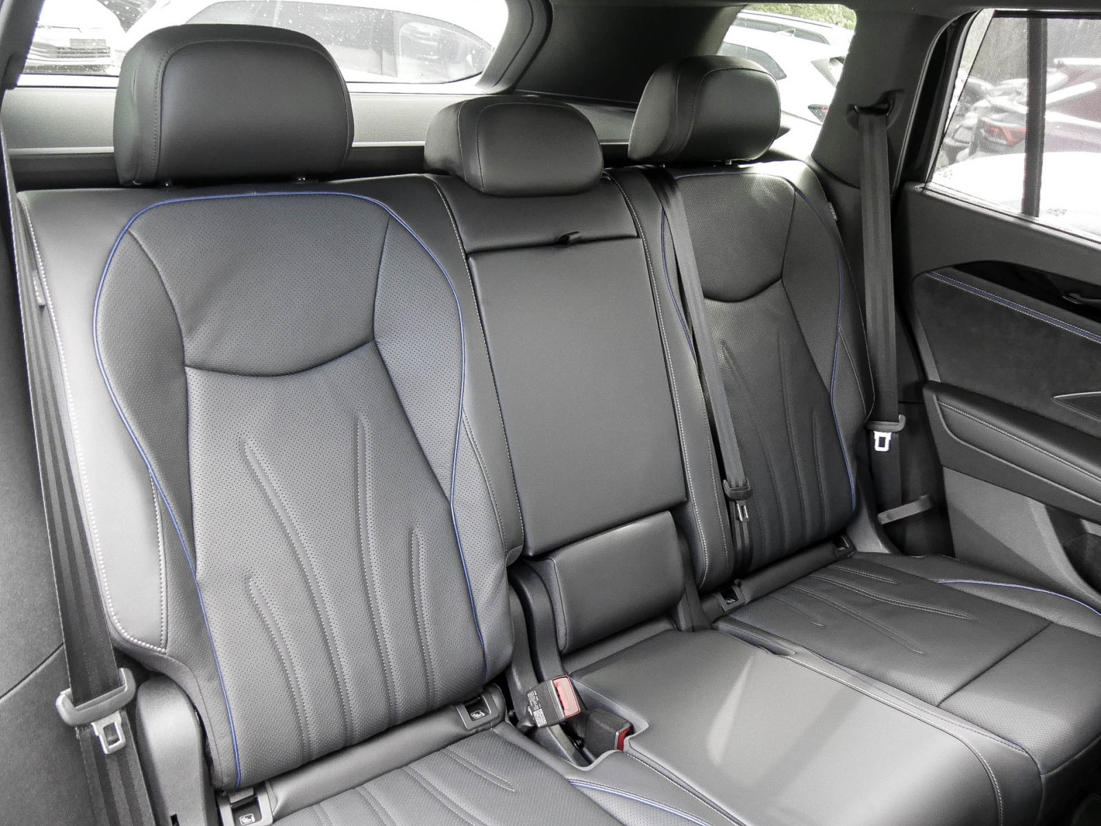 Volkswagen Tayron 2.0 TDI R-LINE DSG