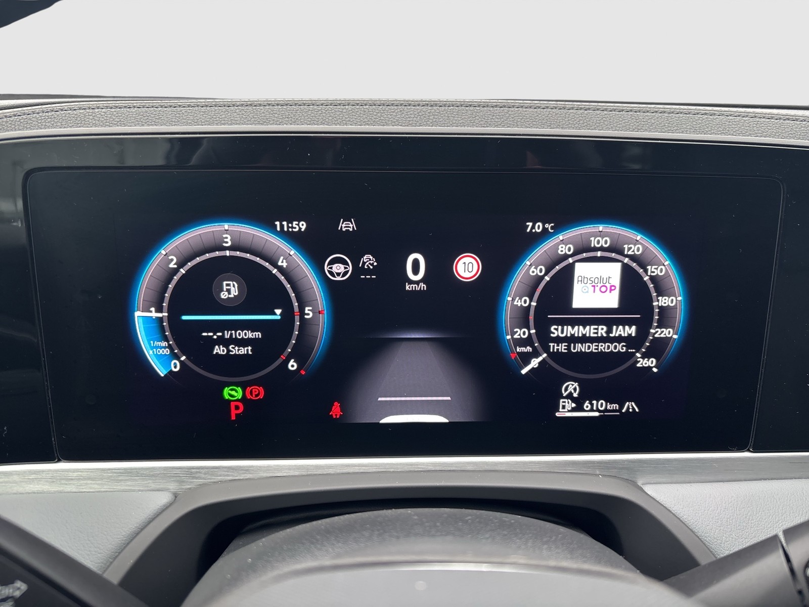 Volkswagen Passat Variant 2.0 ELEGANCE 4X4 NEUESMODELL PANO