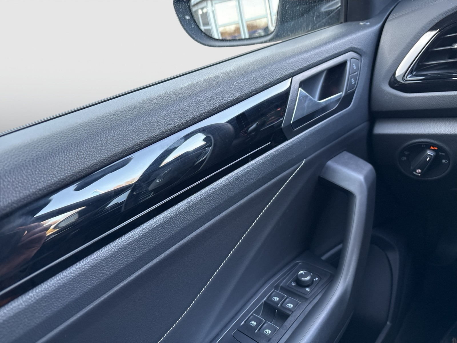 Volkswagen T-Roc Cabriolet 1.5 R-LINE BLACK STYLE STANDHZ.