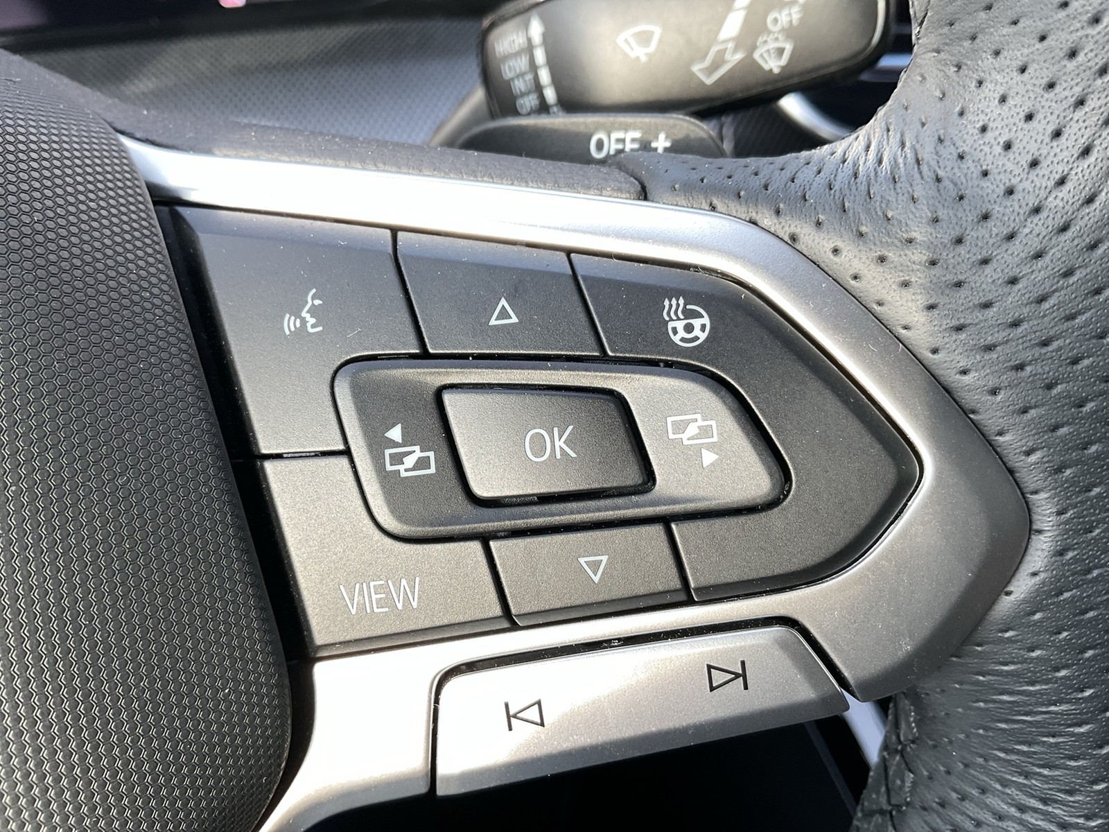 Volkswagen Golf Variant VIII 1.5eTSI R-LINE FACELIFT 360CAM