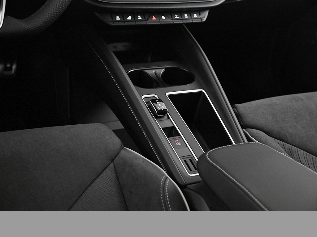 Skoda Enyaq 85 SPORTLINE AHK eKLAPPE 360CAM MATRIXLED