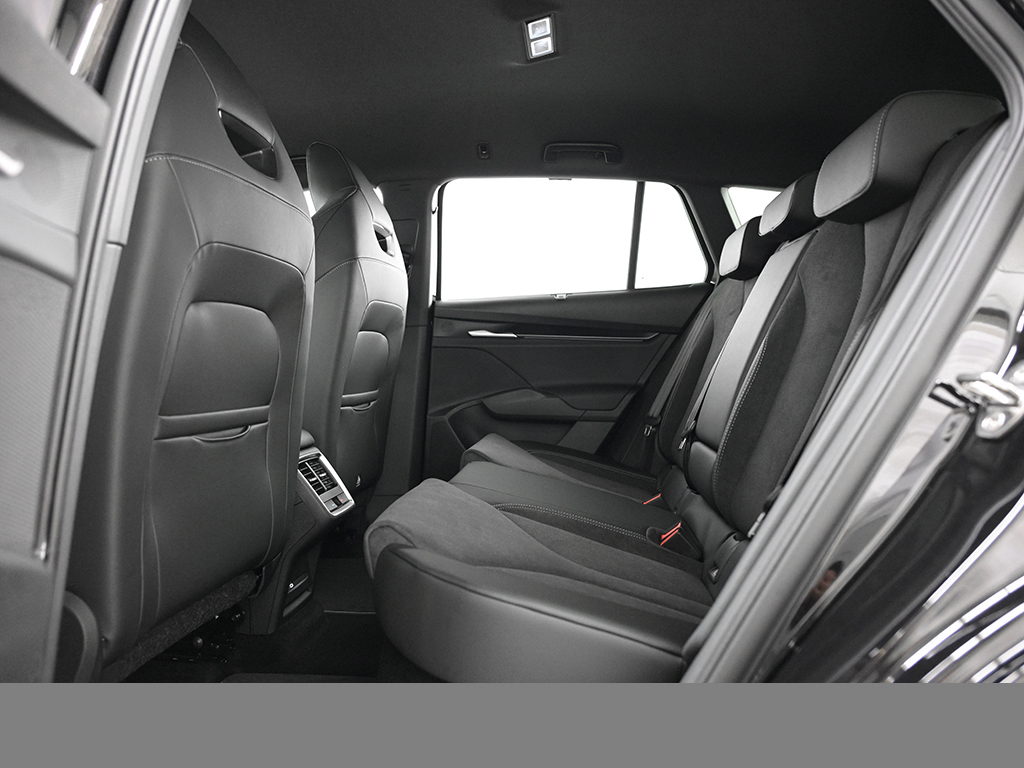 Skoda Enyaq 85 SPORTLINE AHK eKLAPPE 360CAM MATRIXLED