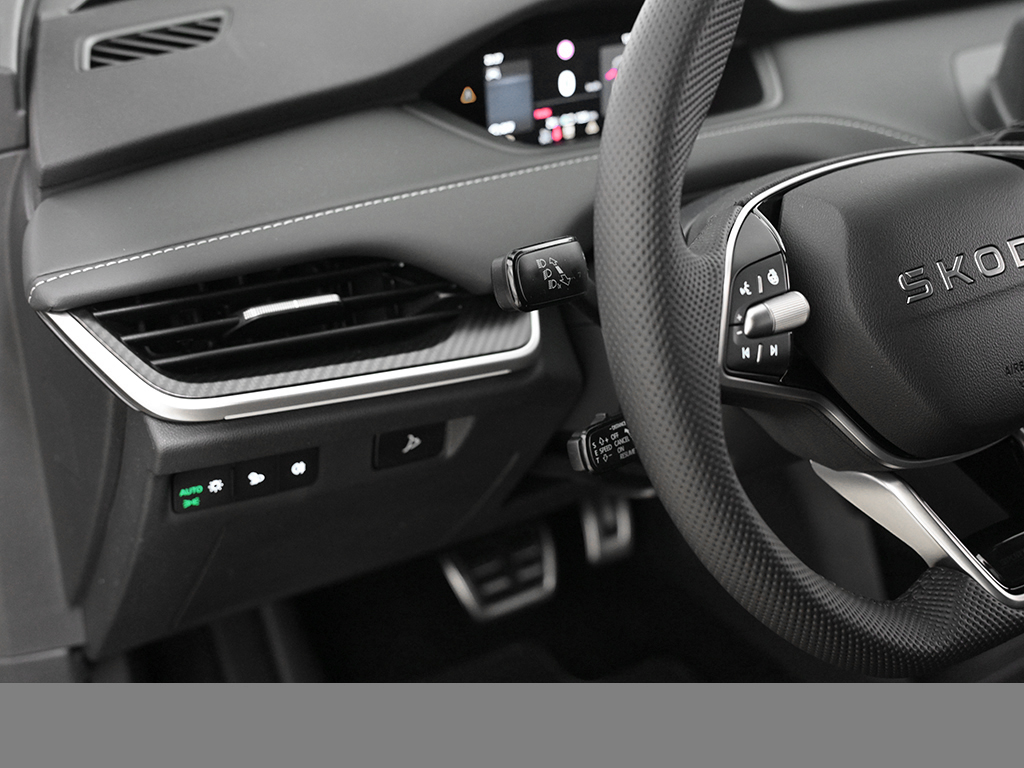 Skoda Enyaq 85 SPORTLINE AHK eKLAPPE 360CAM MATRIXLED