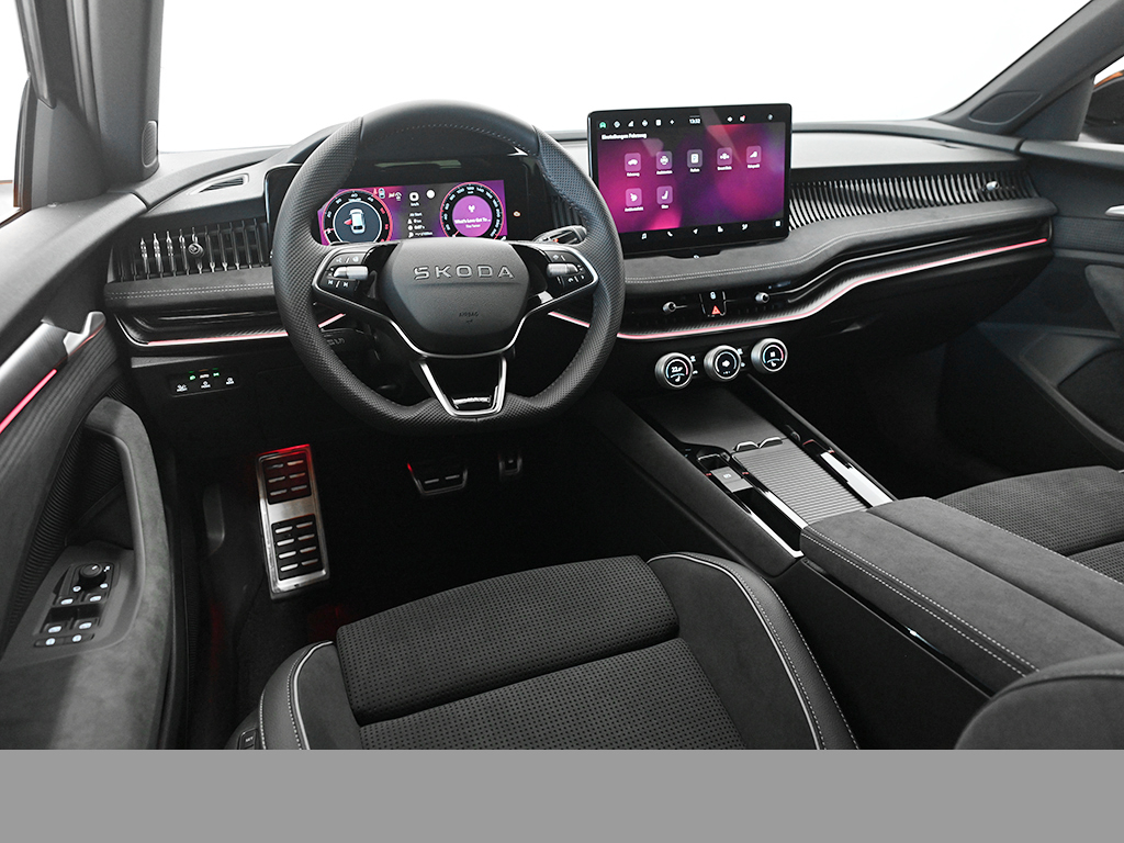 Skoda Superb Combi 2.0 SPORTLINE DSG 4x4 AHK CAM NAVI