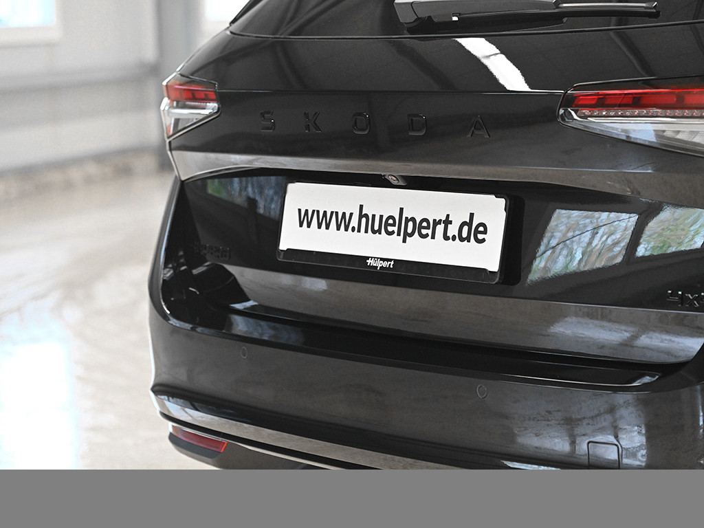 Skoda Superb Combi 2.0 SPORTLINE DSG 4x4 AHK CAM NAVI