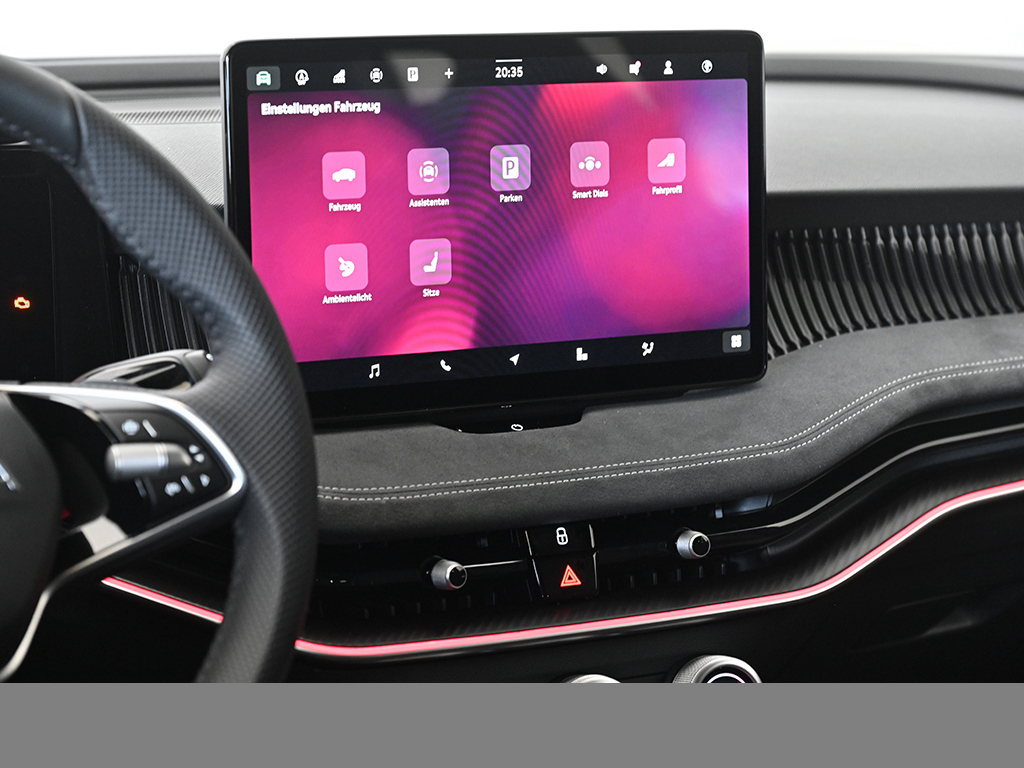 Skoda Superb Combi 2.0 SPORTLINE DSG 4x4 AHK 360CAM