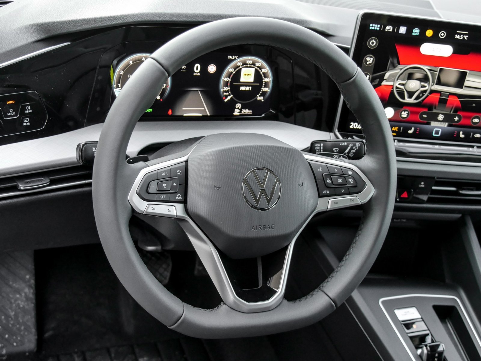 Volkswagen Golf 1.5 LIFE DSG CARPLAY CAM ALLWETTERREIFEN