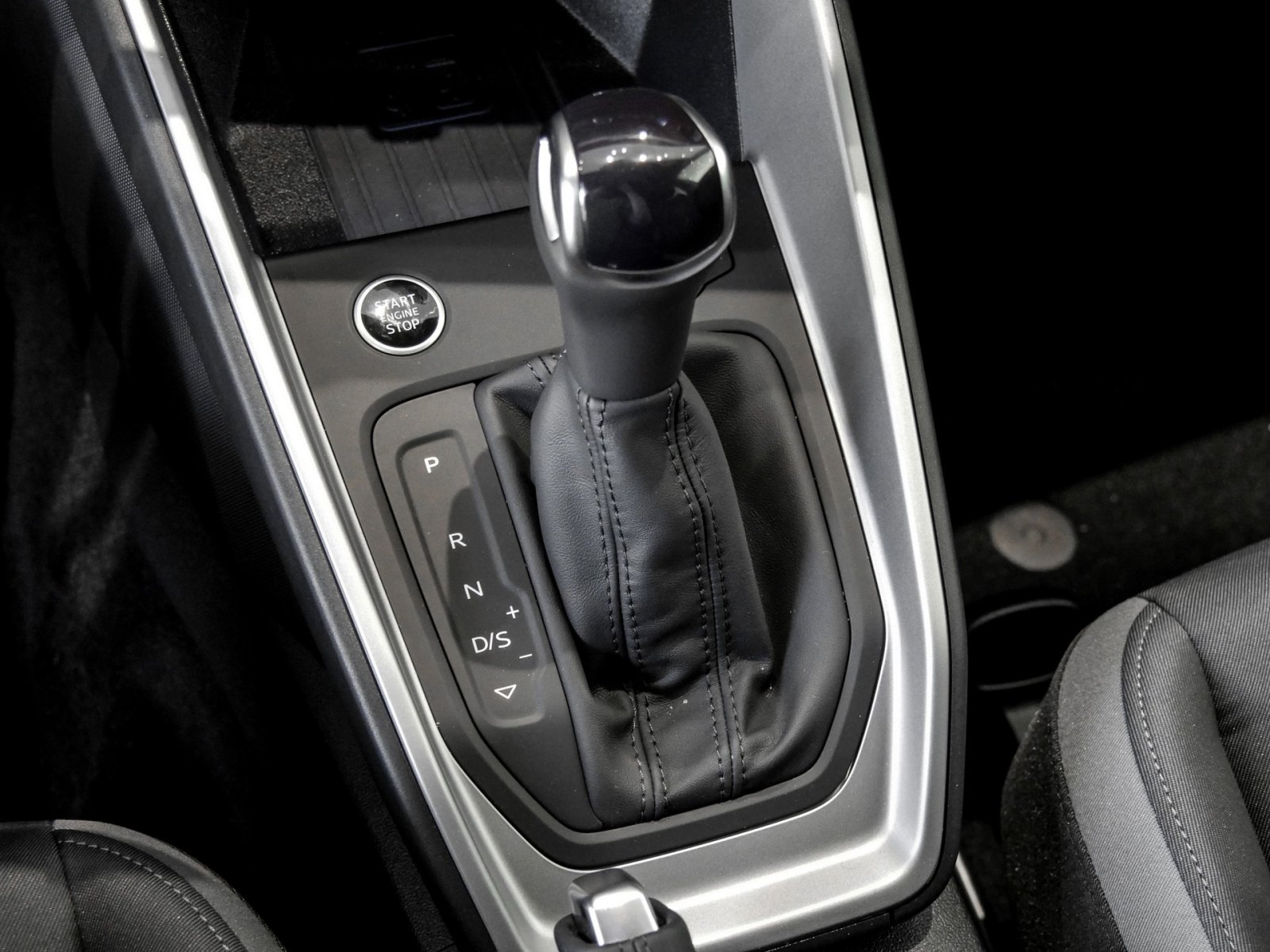 Audi A1 Sportback 25 TFSI S tronic advanced LED+Sportsitze+APS+Kamera+Sitzheizung+