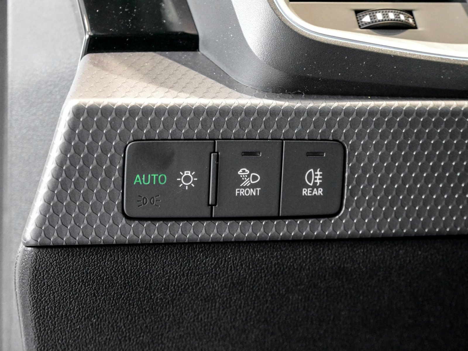 Audi A1 Sportback 25 TFSI S tronic advanced LED+Sportsitze+APS+Kamera+Sitzheizung+