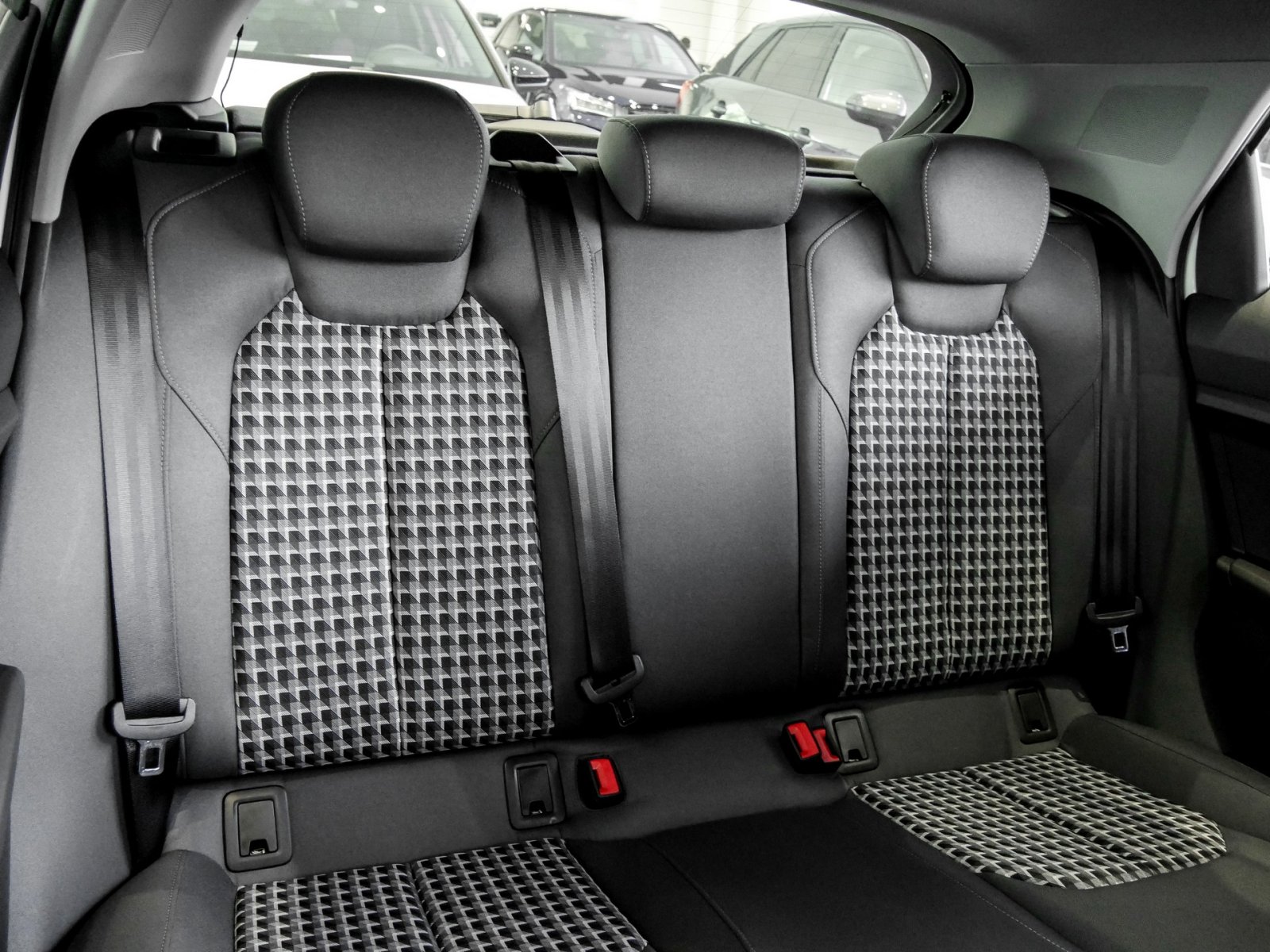 Audi A1 Sportback 25 TFSI S tronic advanced LED+Sportsitze+APS+Kamera+Sitzheizung+