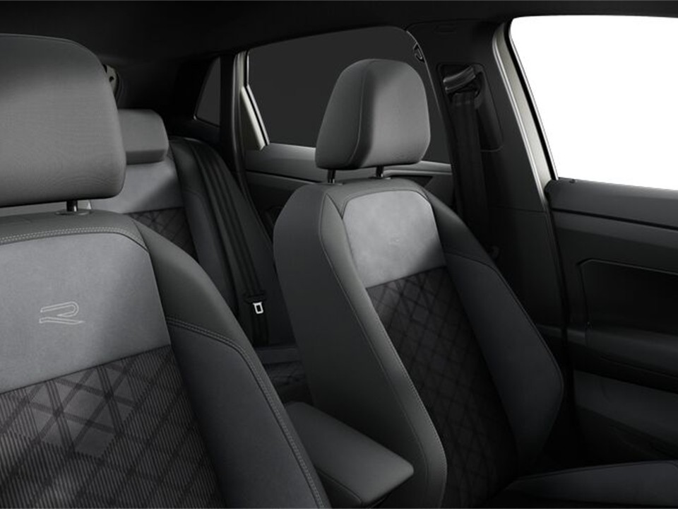 Volkswagen Polo 1.0 R-LINE DSG NAVI CAM LM17