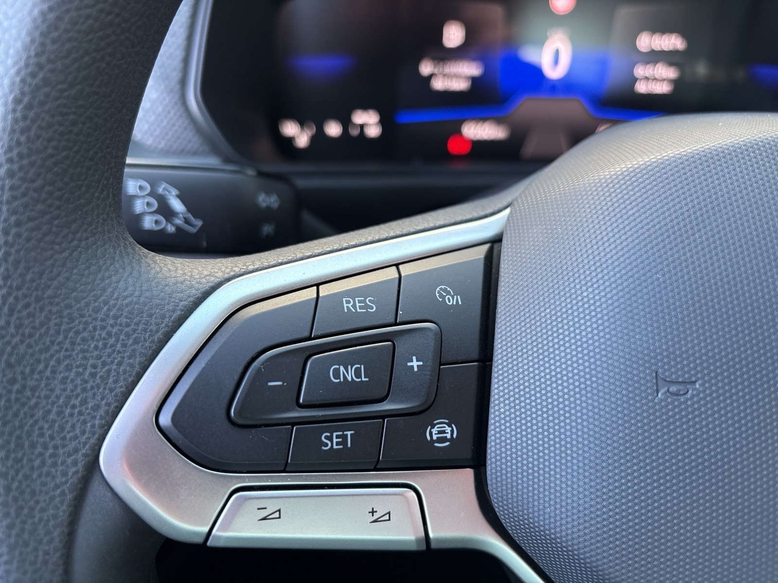 Volkswagen T-Cross 1.0 CARPLAY SITZHEIZUNG LED EINPARKHILFE