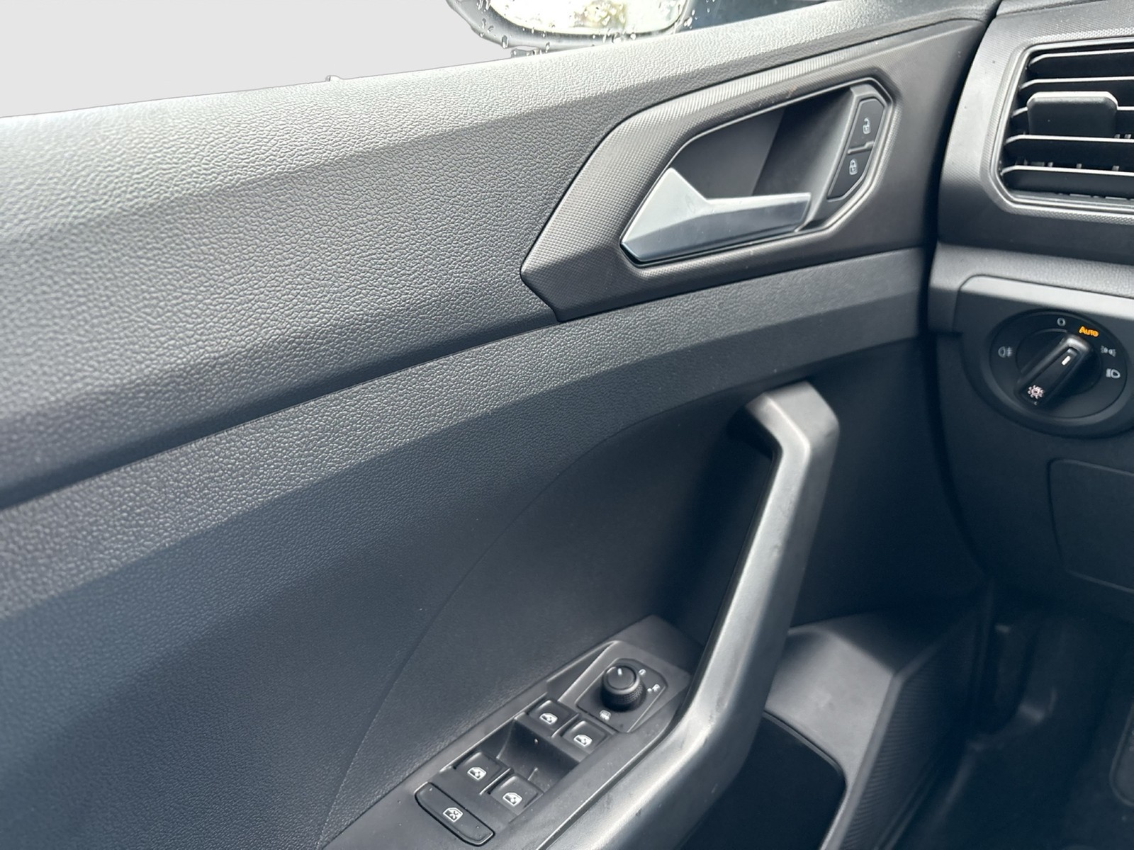 Volkswagen T-Cross 1.0 CARPLAY SITZHEIZUNG LED EINPARKHILFE