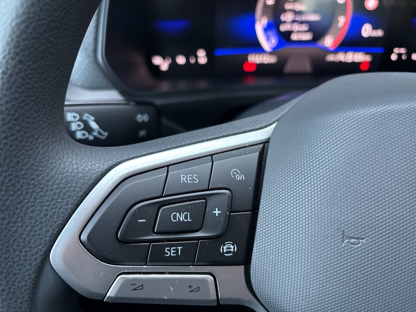 Volkswagen T-Cross 1.0 CARPLAY SITZHEIZUNG LED EINPARKHILFE