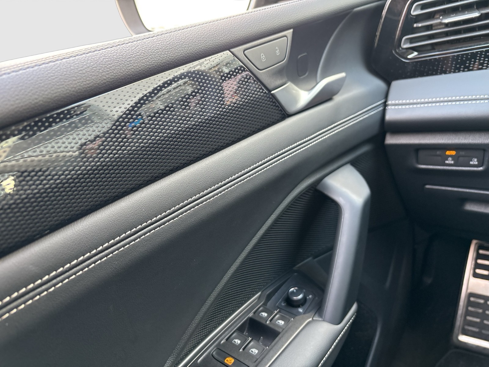 Volkswagen Tiguan 2.0 GOAL 4X4 AHK 360°CAM ACC LM18 NAVI