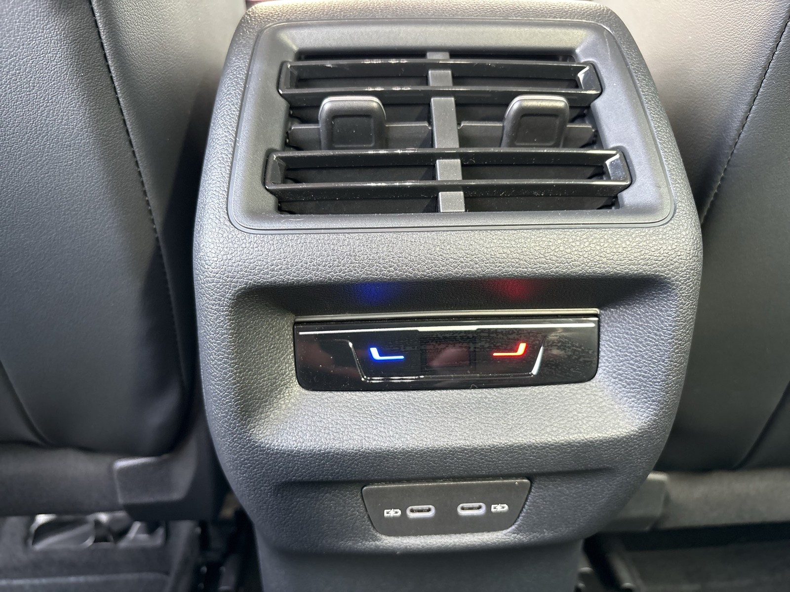 Volkswagen Tiguan 2.0 GOAL 4X4 AHK 360°CAM ACC LM18 NAVI