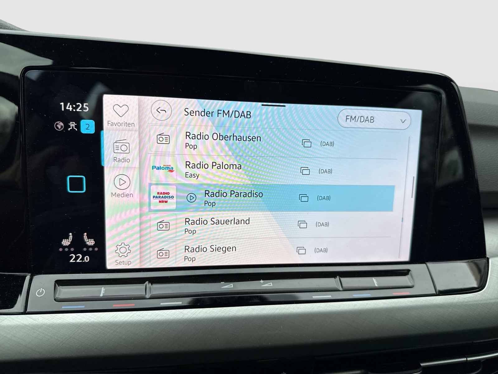 Volkswagen Golf VIII 1.5 LIFE NAVI CARPLAY ALU LED SITZHEIZ