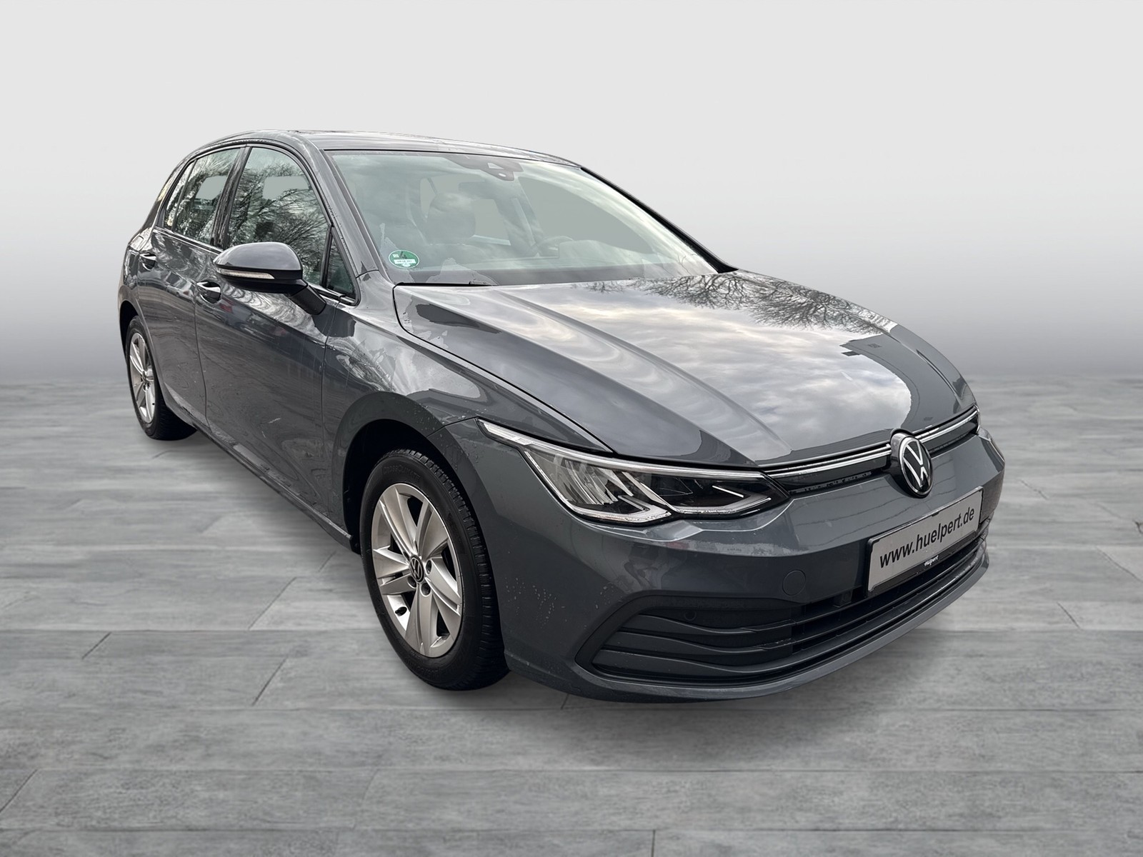 Volkswagen Golf VIII 1.5 LIFE NAVI CARPLAY ALU LED SITZHEIZ