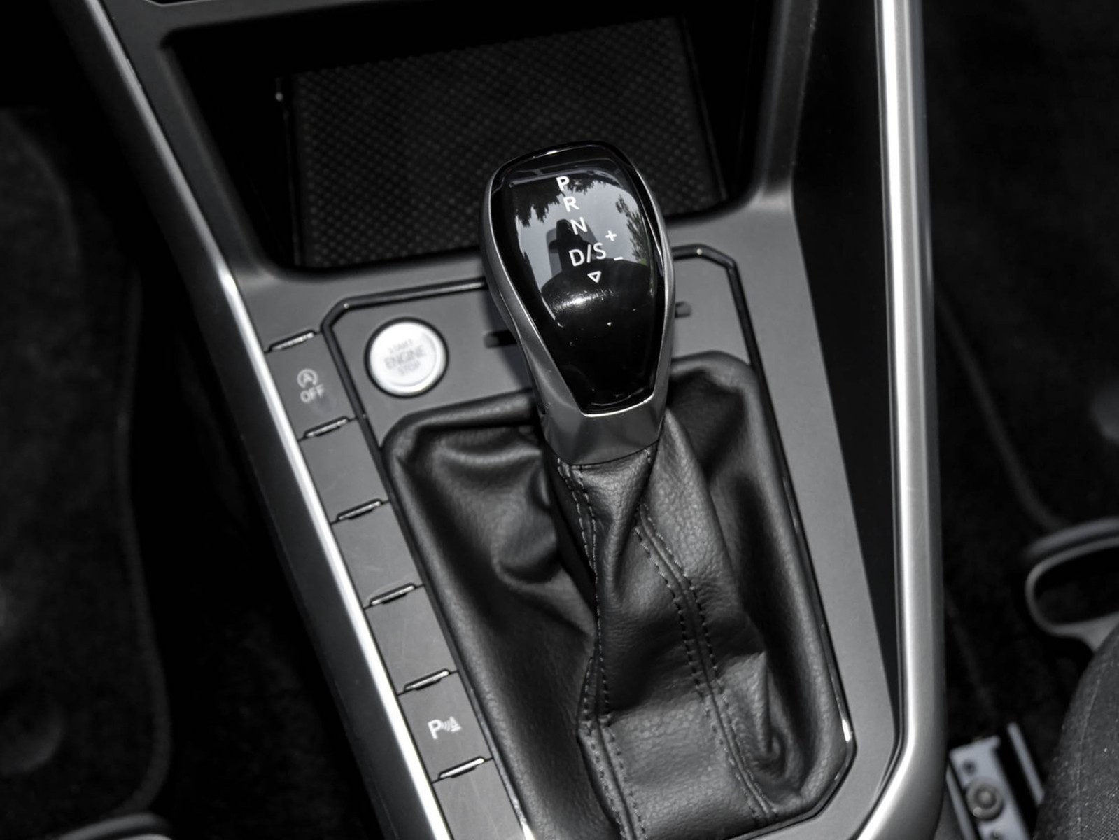 Volkswagen Taigo 1.5 MOVE LM17 CARPLAY SITZHEIZUNG LED DAB+