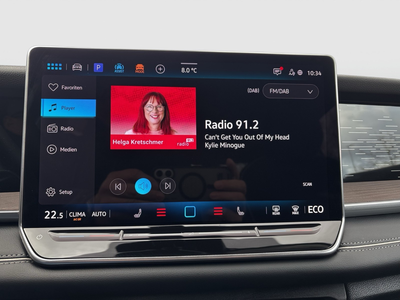 Volkswagen Tayron 1.5 HYBRID ELEGANCE AHK 360°CAM HD-MATRIX
