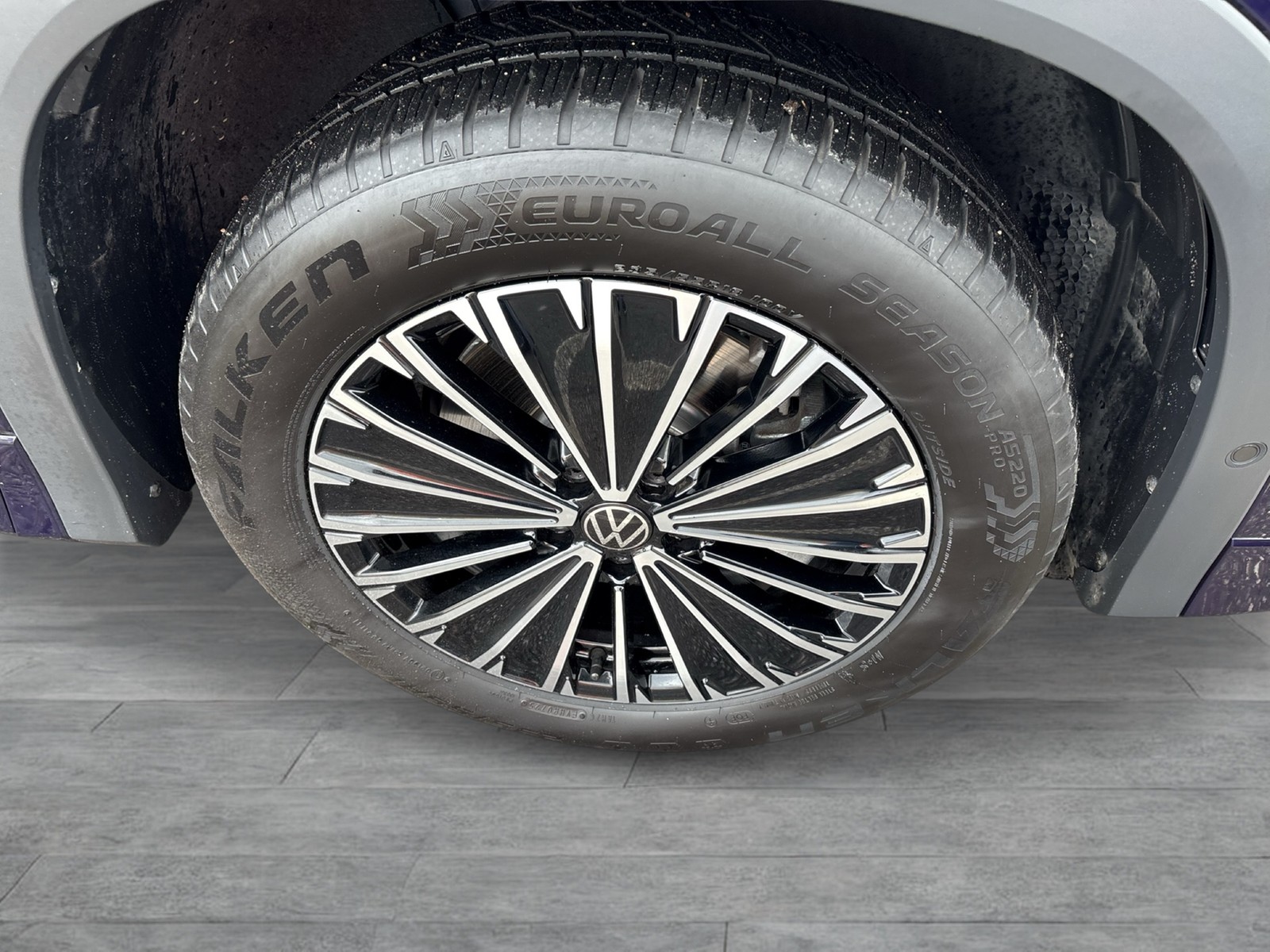 Volkswagen Tayron 1.5 HYBRID ELEGANCE AHK 360°CAM HD-MATRIX