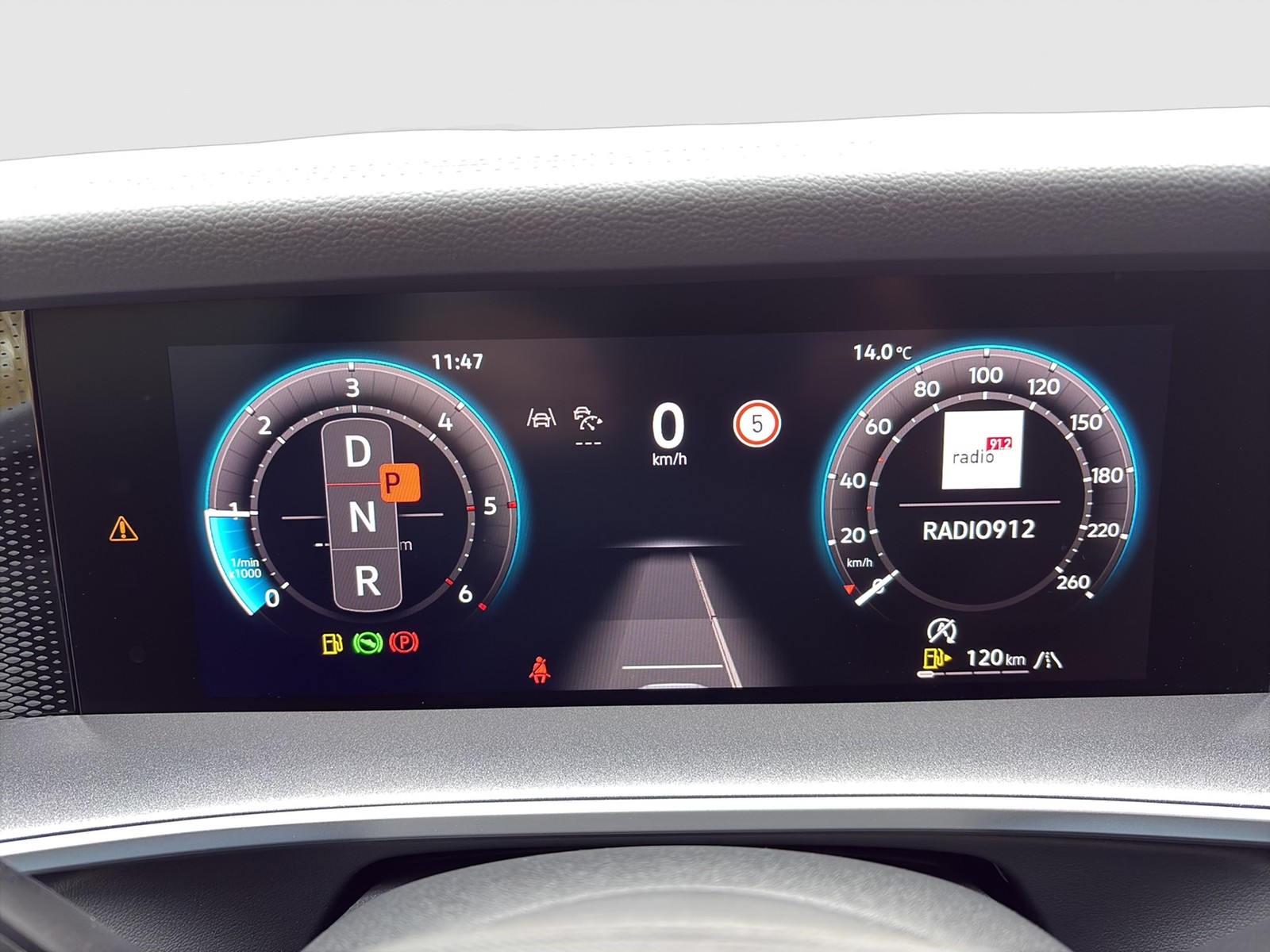 Volkswagen Tayron 2.0 LIFE 4X4 AHK CAM ACC LM18 CARPLAY