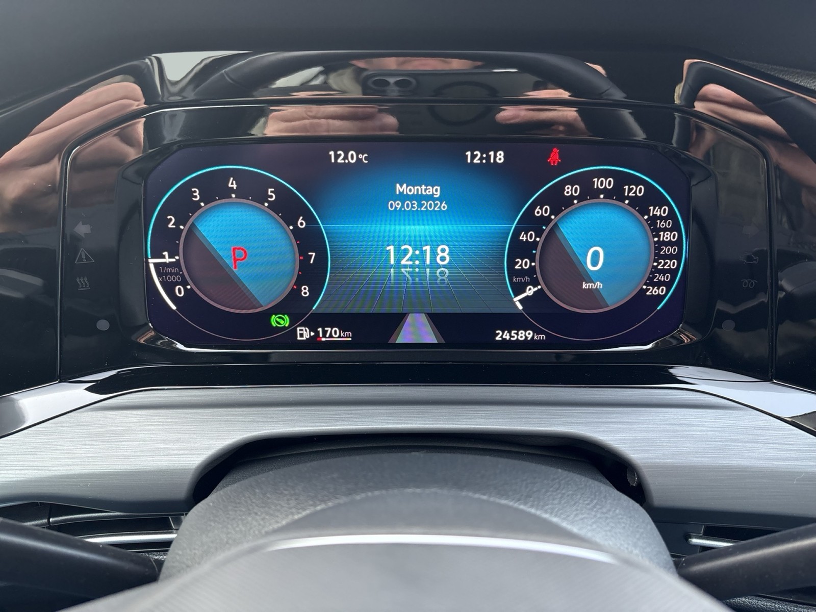 Volkswagen Golf VIII 1.5 eTSI STYLE ACC LED+ LM17 CARPLAY