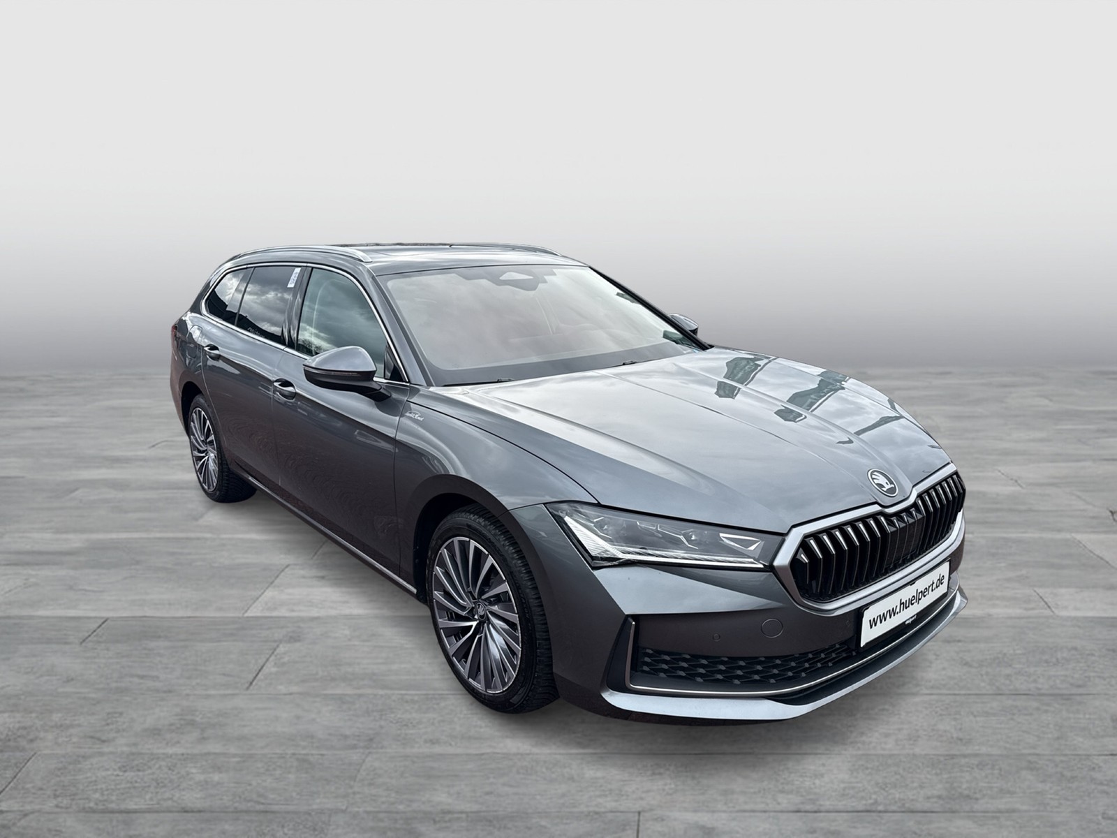 Skoda Superb Combi 2.0 L&K PANO CANTON AHK CAM HEAD-UP