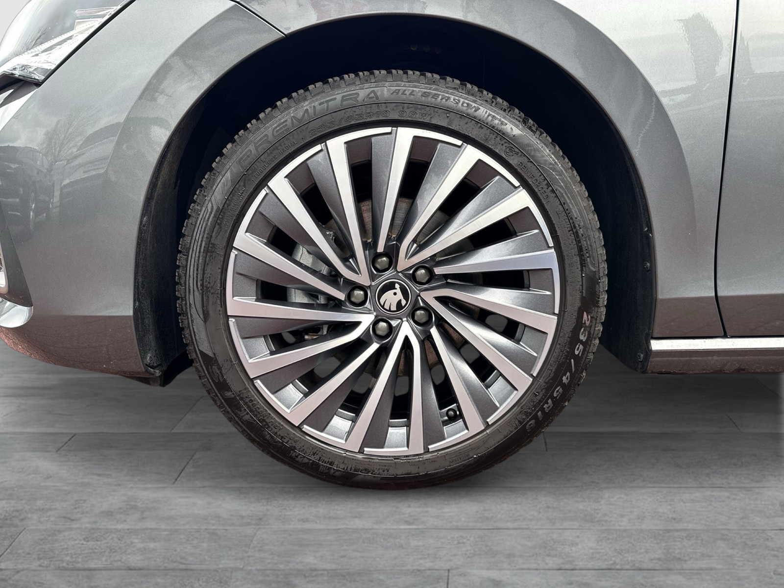 Skoda Superb Combi 2.0 L&K PANO CANTON AHK CAM HEAD-UP