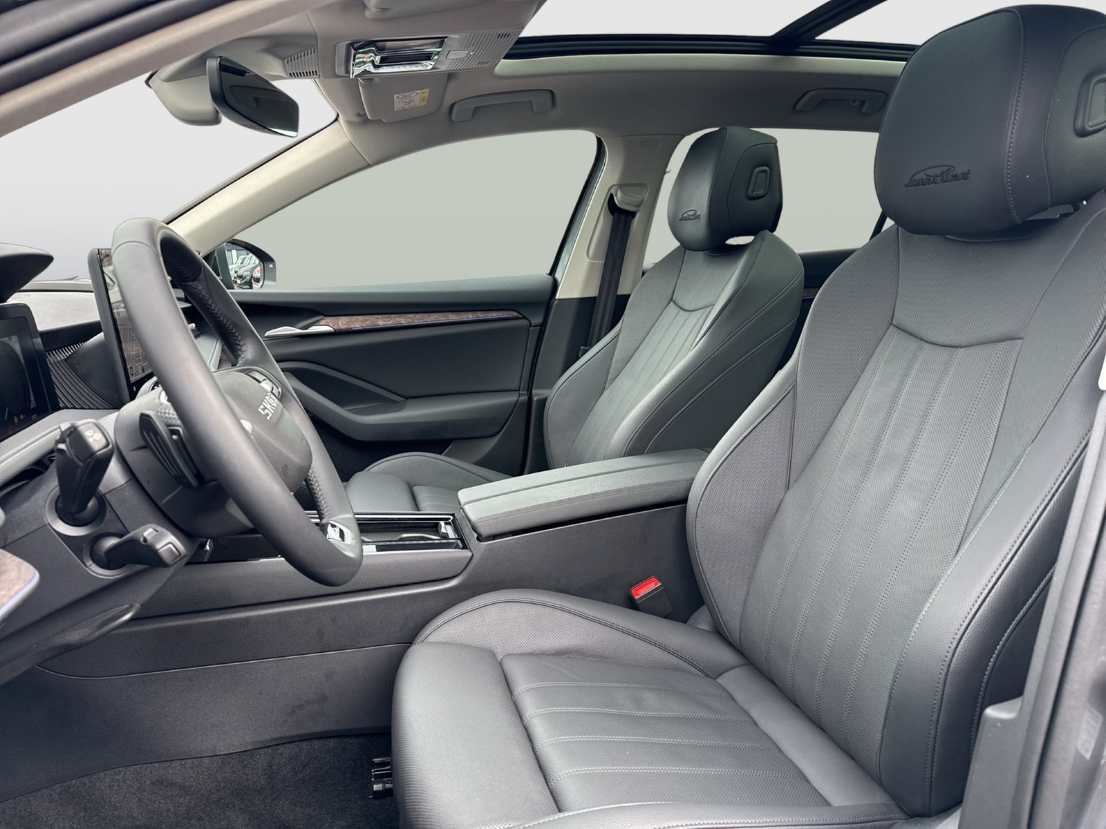 Skoda Superb Combi 2.0 L&K PANO CANTON AHK CAM HEAD-UP