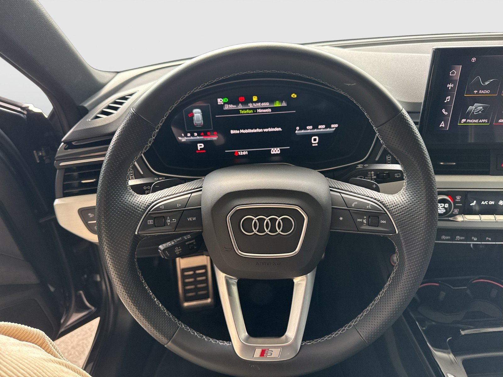 Audi S4 Avant Qu. BLACKPAK AHK 360CAM ALU19 MATRIX