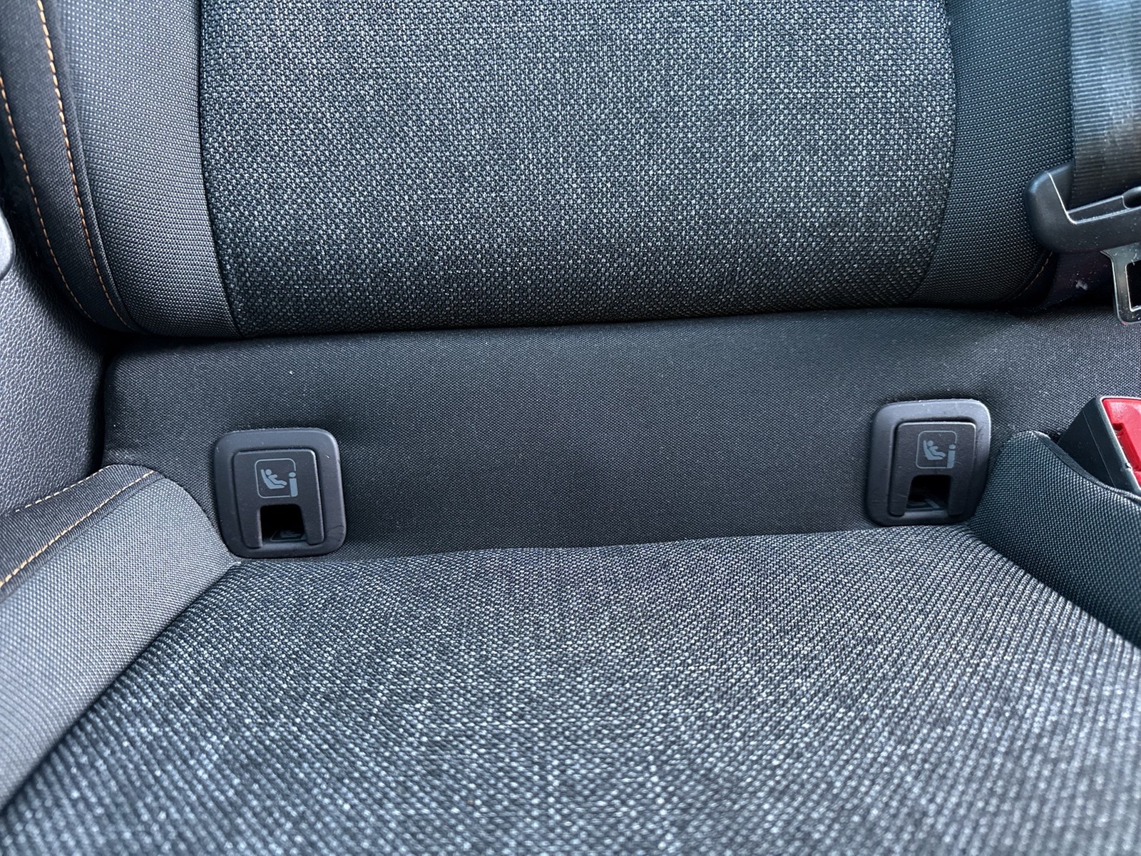 Skoda Karoq 1.5 CLEVER KAMERA eKLAPPE NAVI ALU AHK