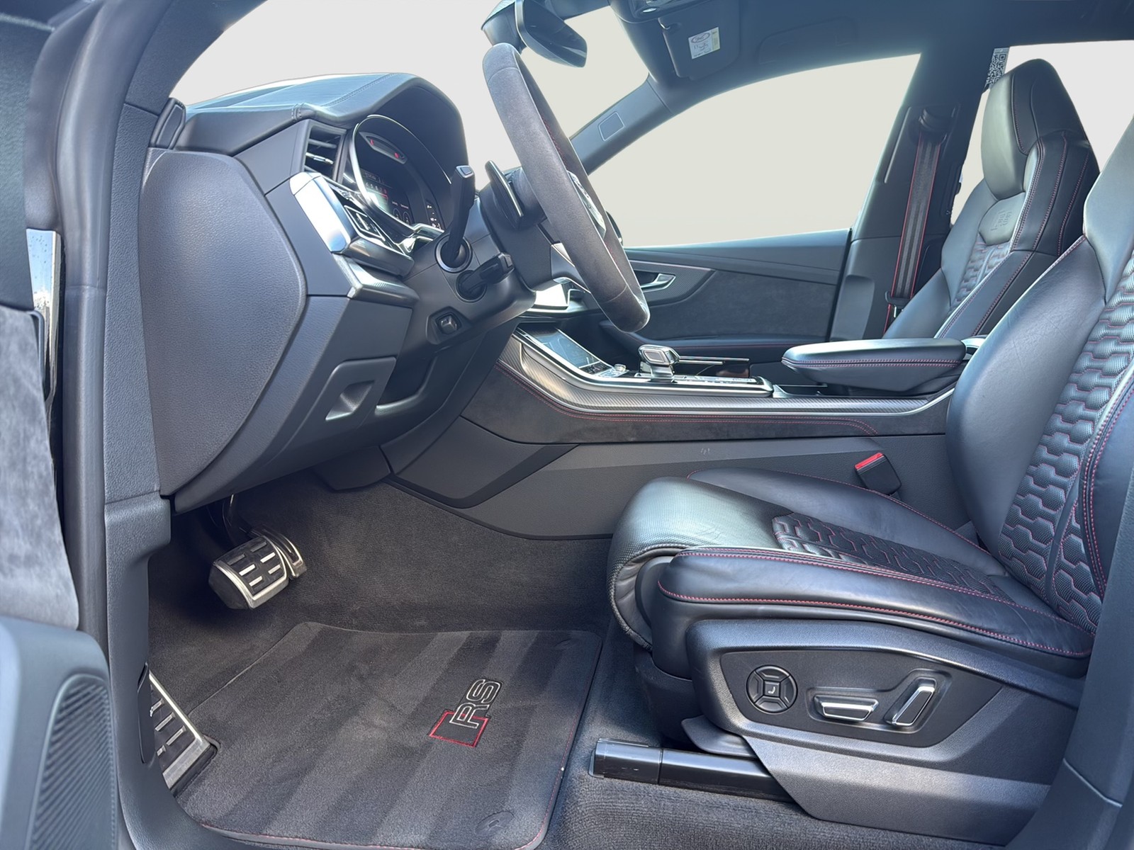 Audi RSQ8 quattro BLACKPAK B&O AHK 360CAM 23Z HEADUP