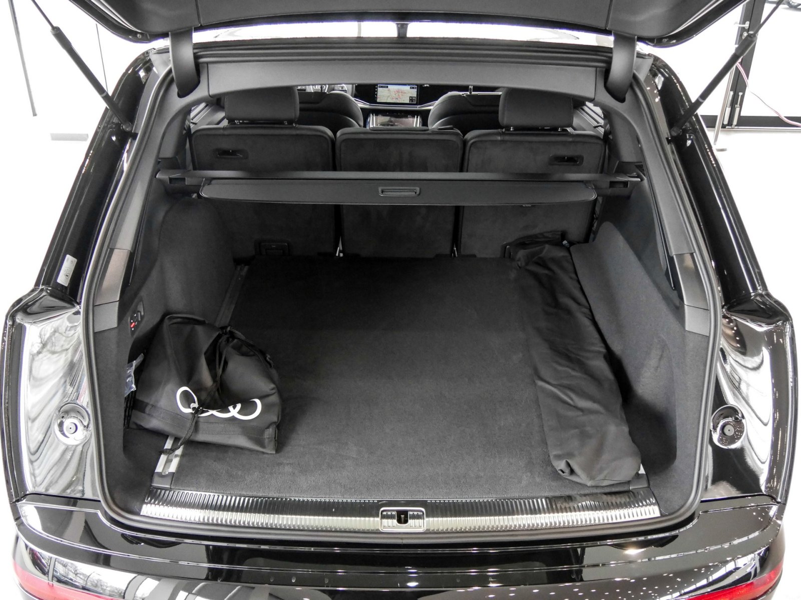 Audi Q7 TFSI e quattro S Line AHK+PANO+HeadUpDisplay