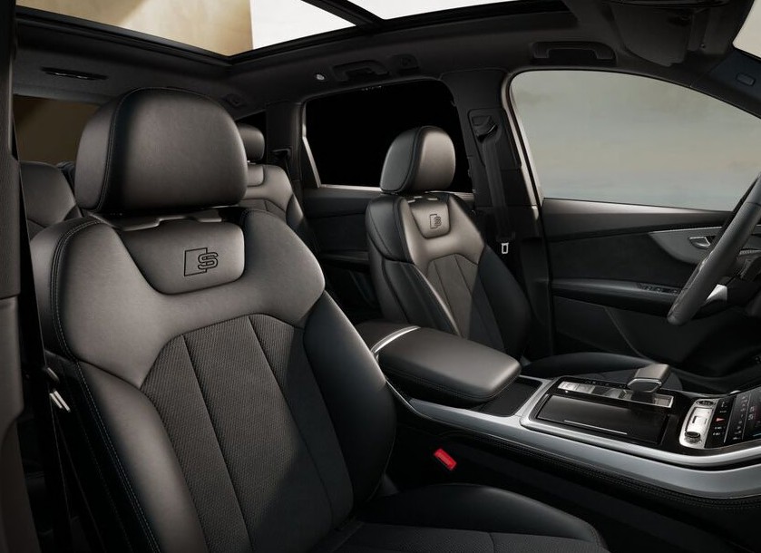 Audi Q7 SUV TFSI e quattro S Line AHK+PANO+HeadUpDisplay