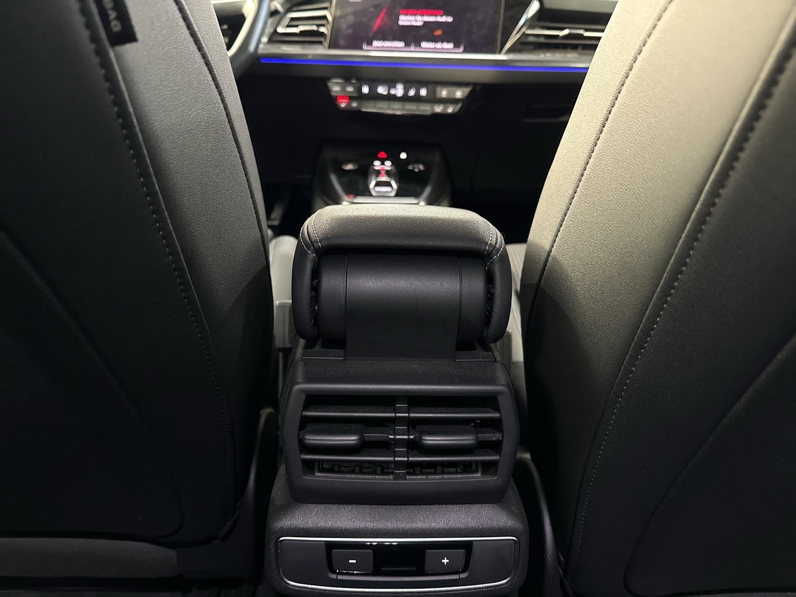 Audi Q4 e-tron 40 S LINE WÄRMEPUMPE PANO KAMERA ALU20